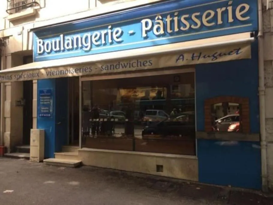 Le Terrabreizh, T2 Cosy Et Confort Avec Parking Prive, Balcon Et Fibre Lorient Apartment